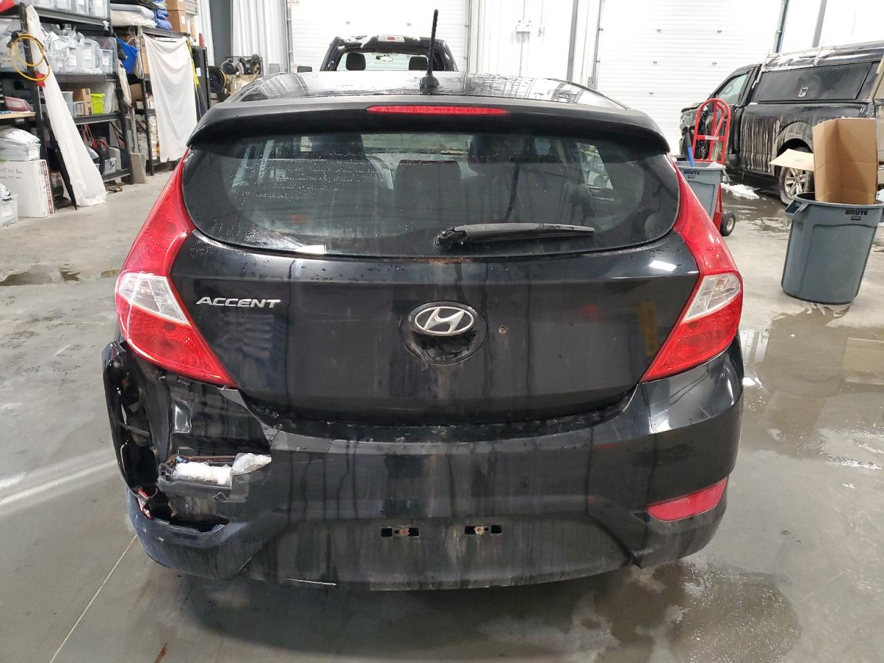 2013 Hyundai Accent - Image 6