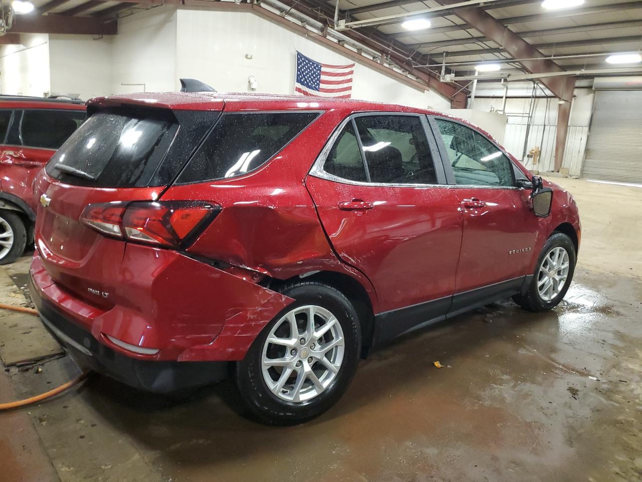 2023 Chevrolet Equinox - Image 3