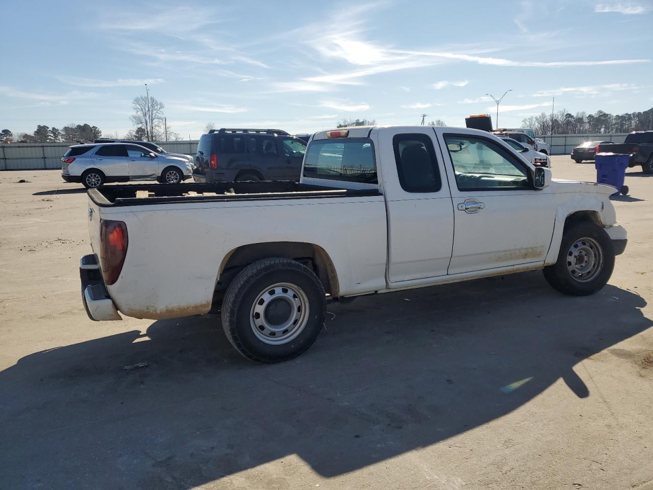 2011 Chevrolet Colorado - Image 3