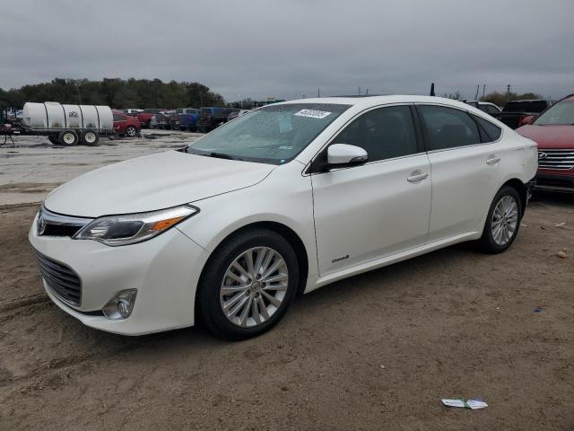 2013 Toyota Avalon Hybrid