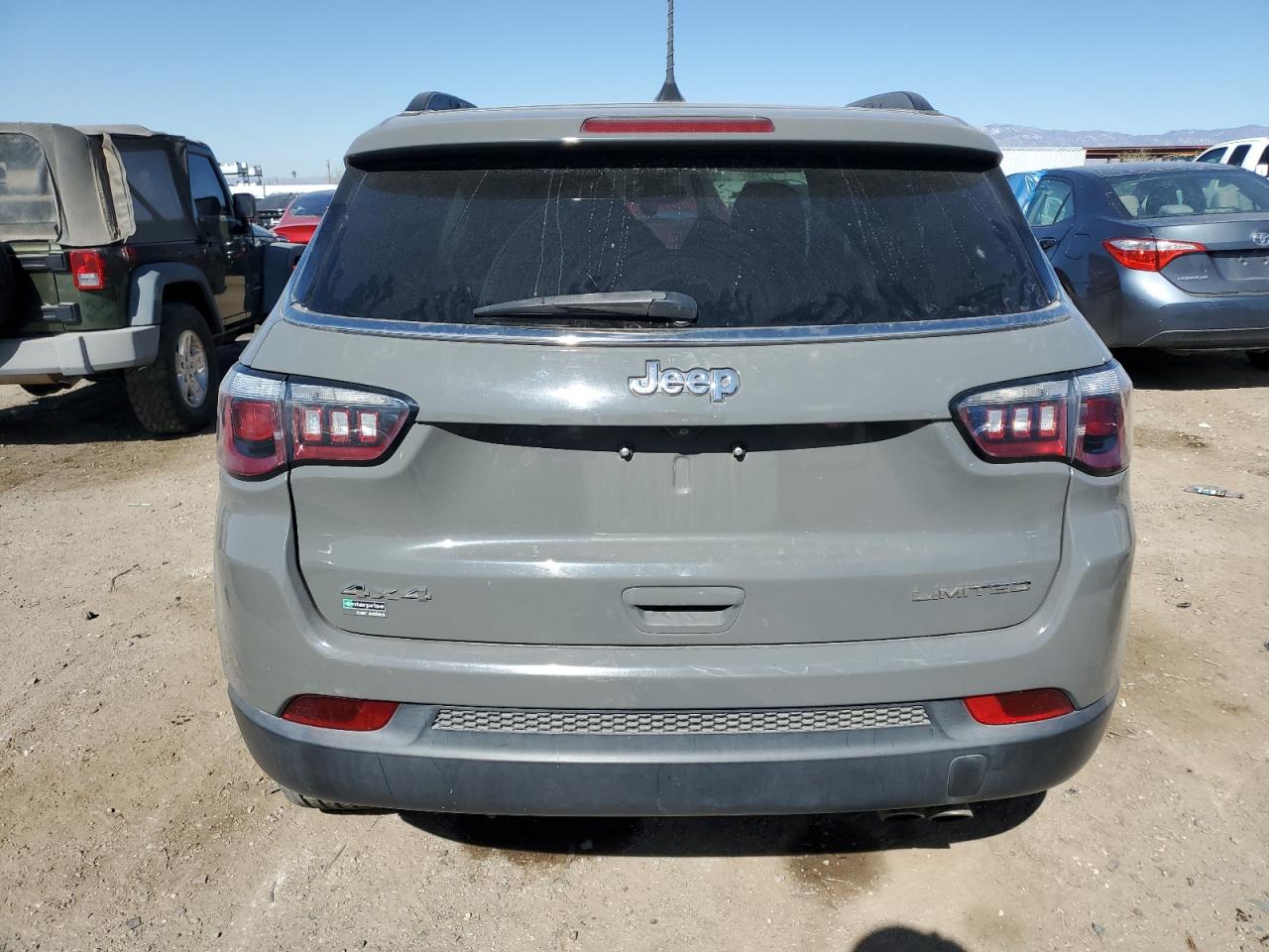 2020 Jeep Compass - Image 6