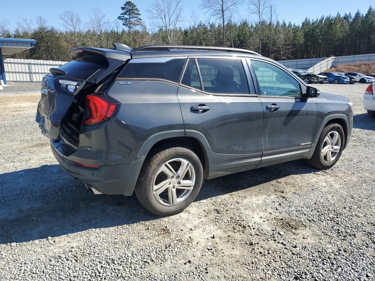 2018 GMC Terrain - Image 3