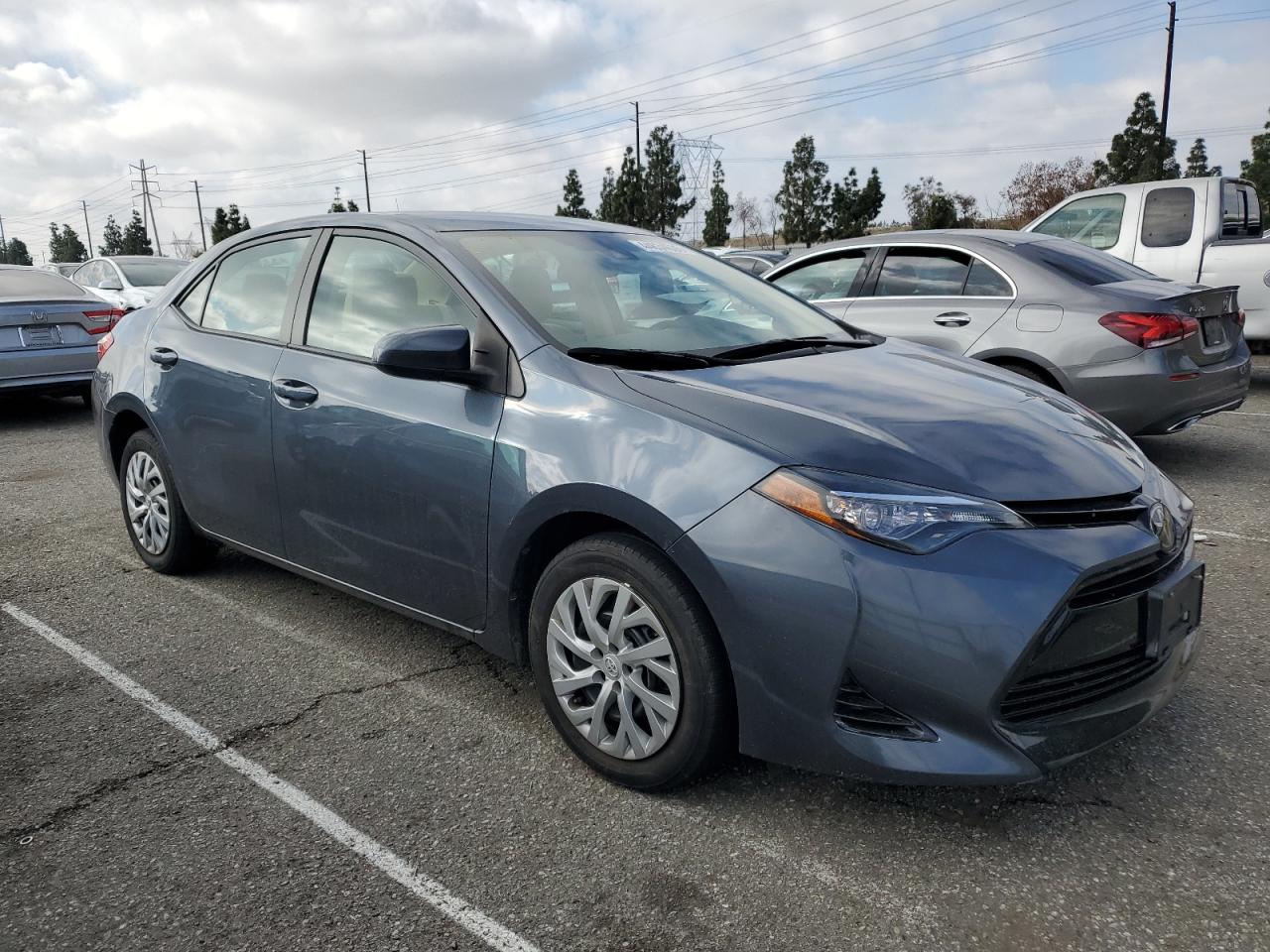 2017 Toyota Corolla - Image 4