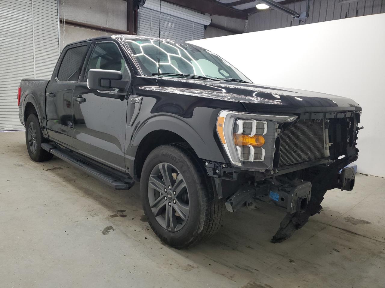 2023 Ford F-150 - Image 4