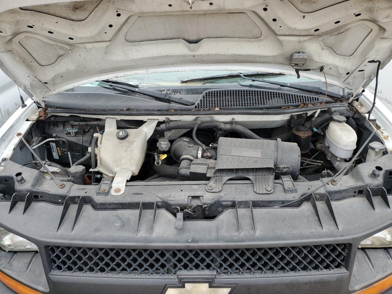 2012 Chevrolet Express - Image 12