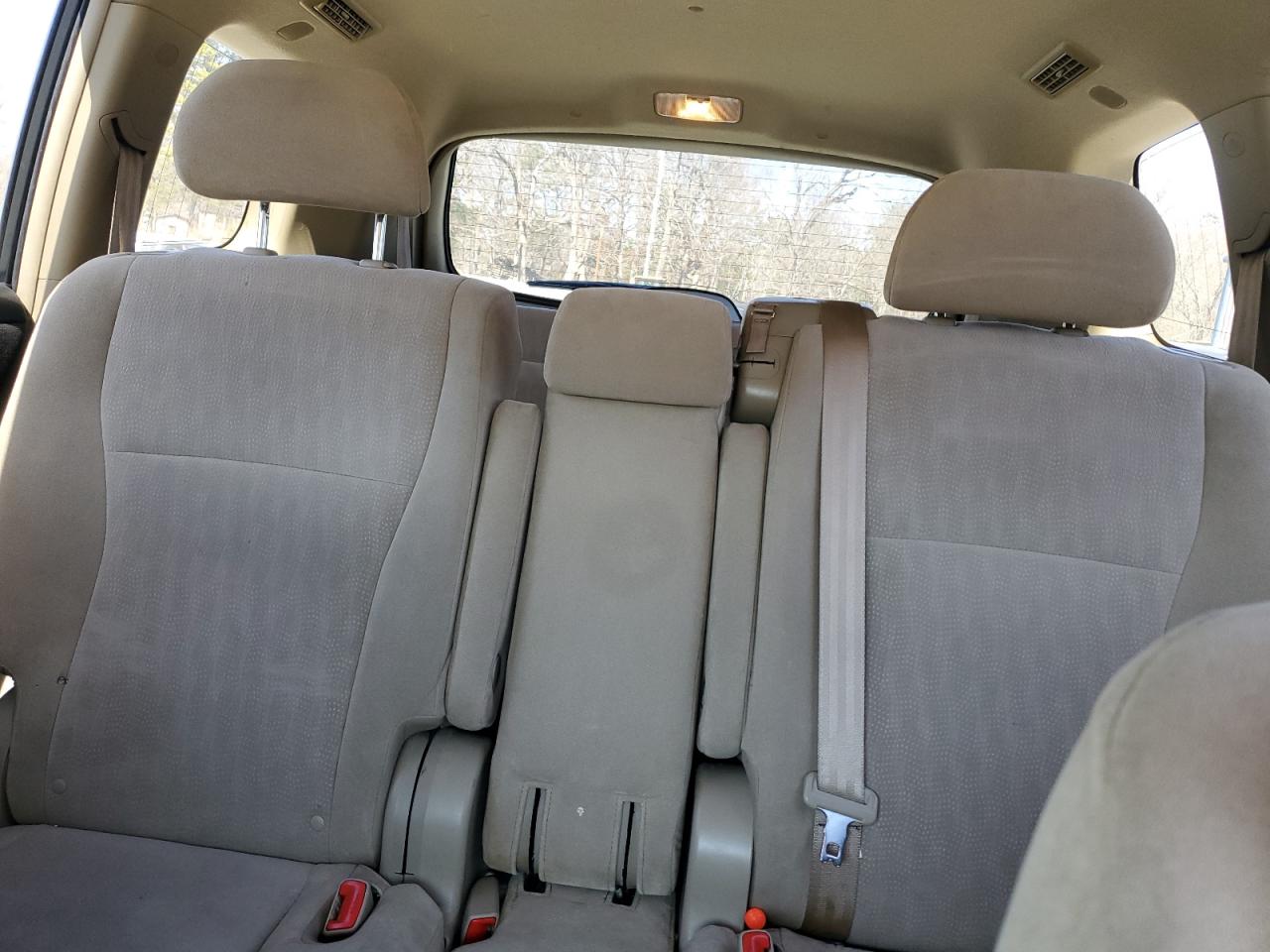 2013 Toyota Highlander - Image 10