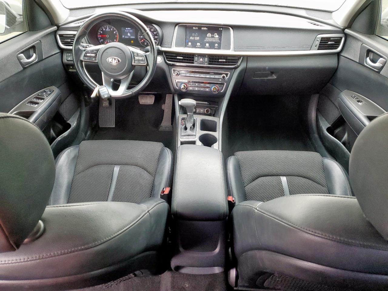 2019 Kia Optima - Image 8