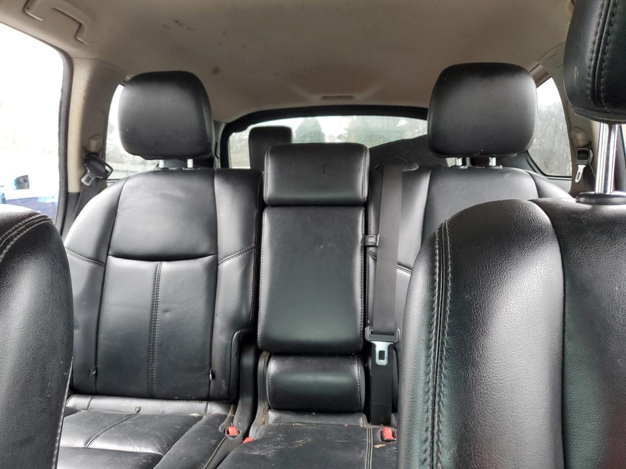 2015 Nissan Pathfinder - Image 10