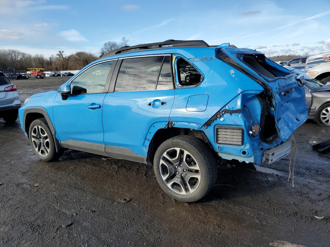 2019 Toyota RAV 4 - Image 2