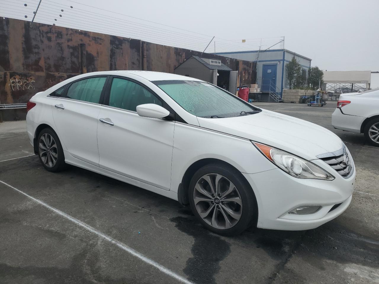 2013 Hyundai Sonata - Image 4