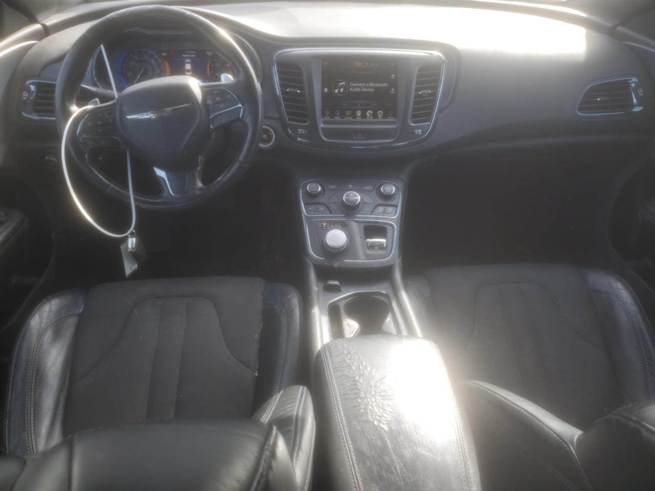 2015 Chrysler 200 - Image 8