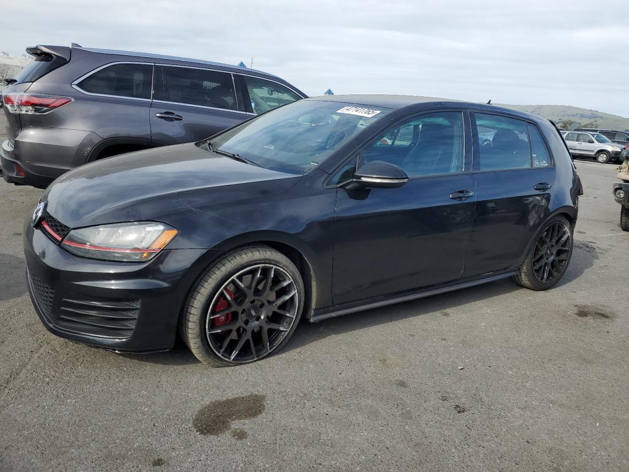 2017 Volkswagen GTI - Image 1