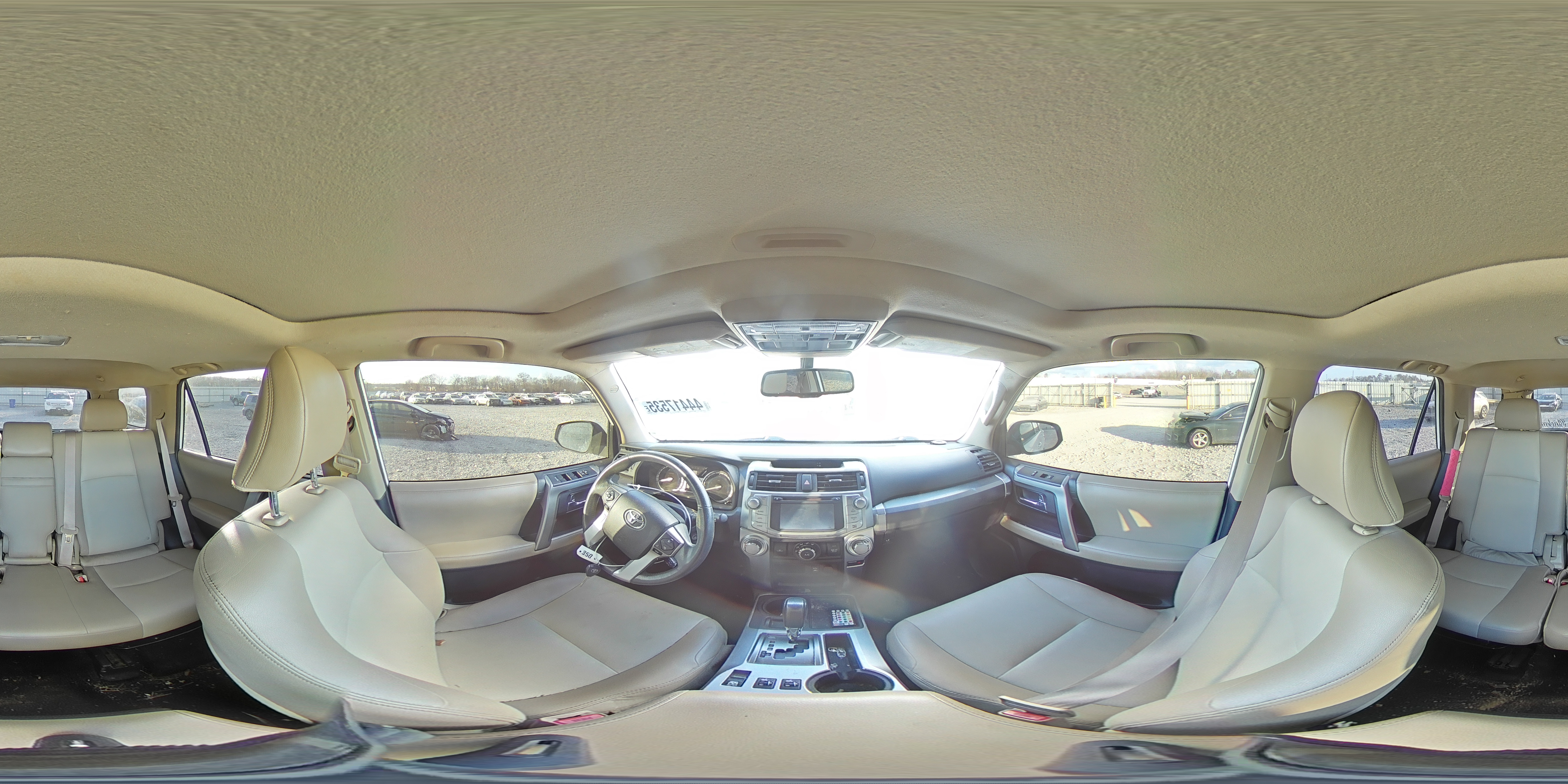 2015 Toyota 4Runner - Image 13