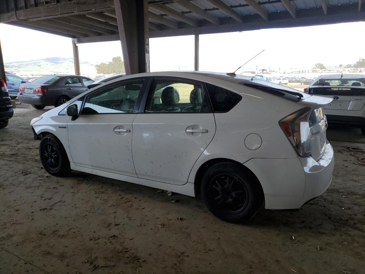 2012 Toyota Prius - Image 2