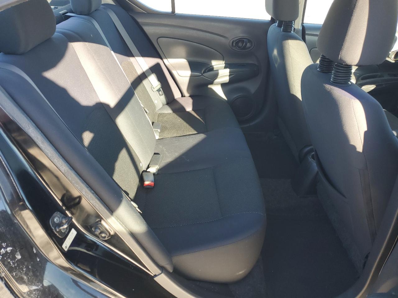 2012 Nissan Versa - Image 10
