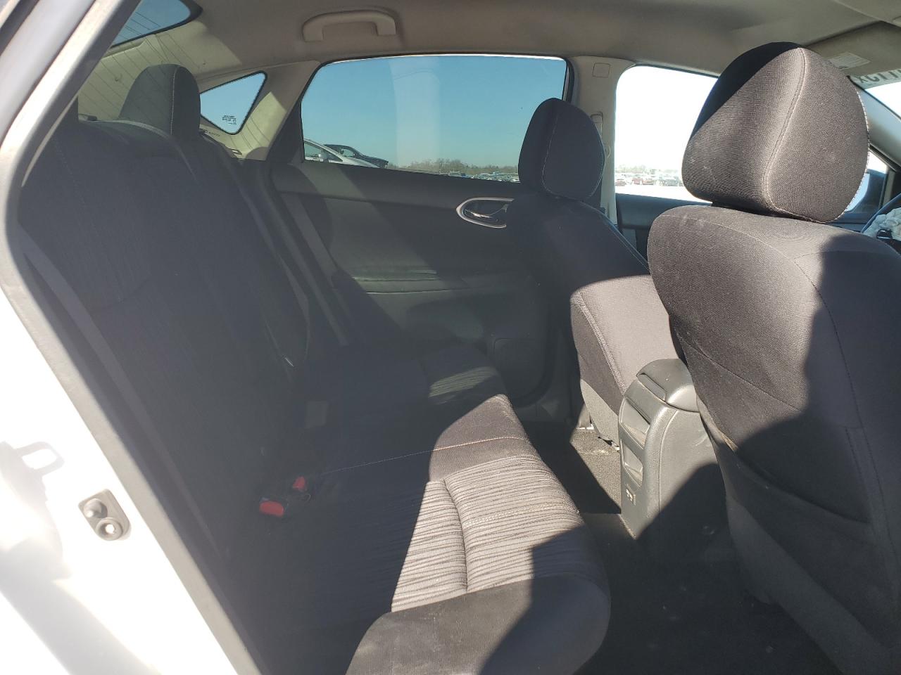 2018 Nissan Sentra - Image 10