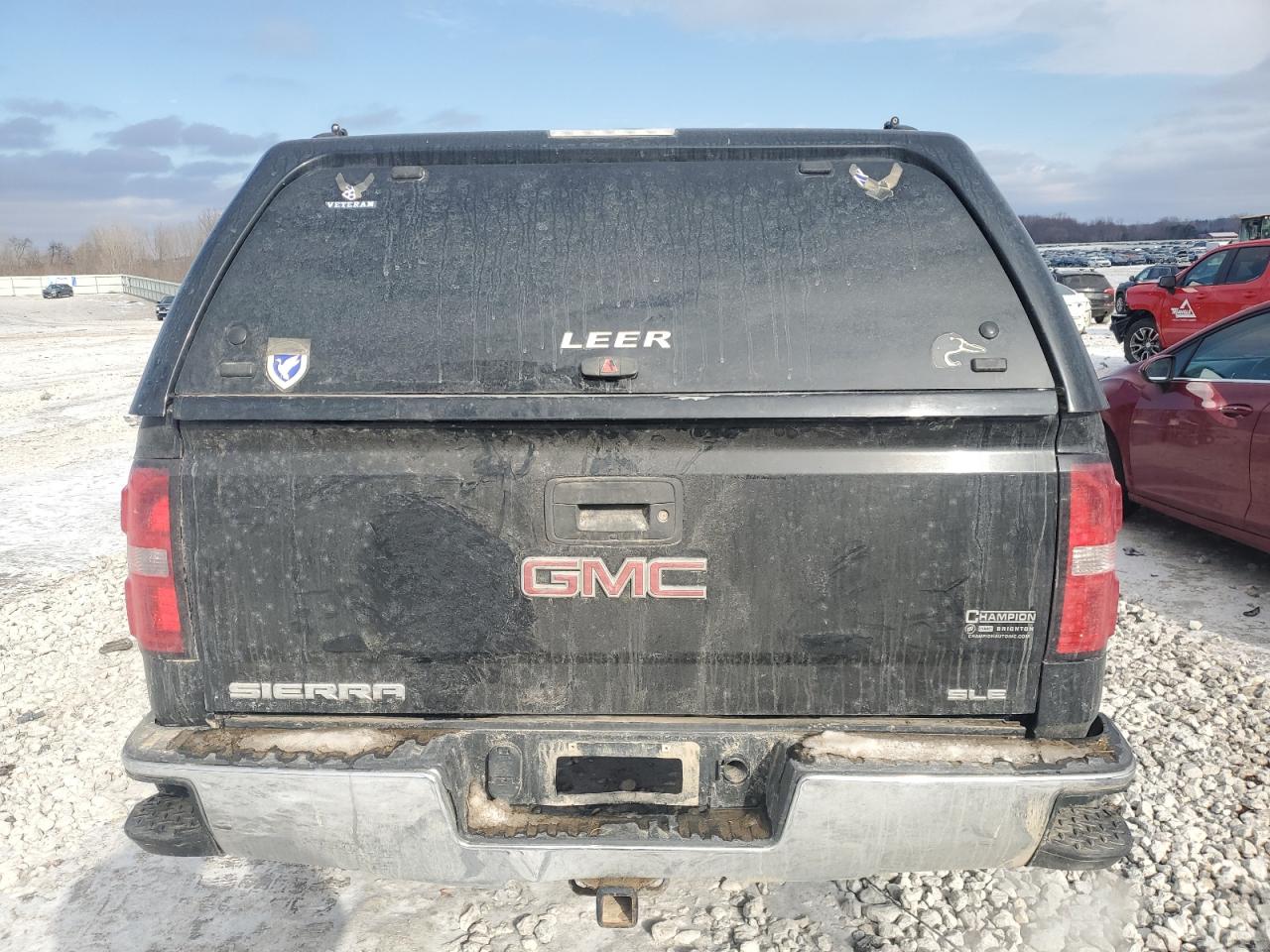 2017 GMC Sierra - Image 6