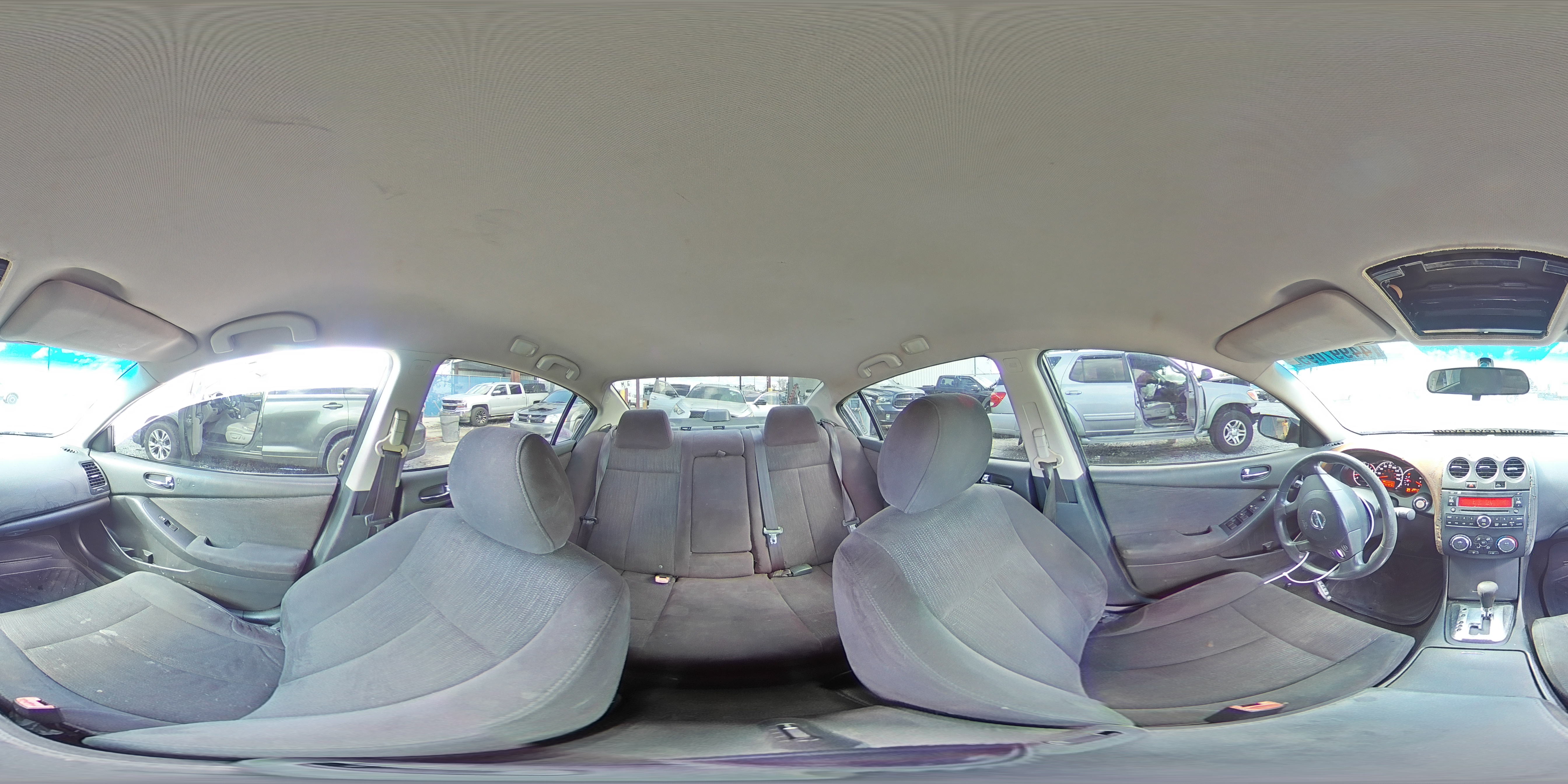 2012 Nissan Altima - Image 15