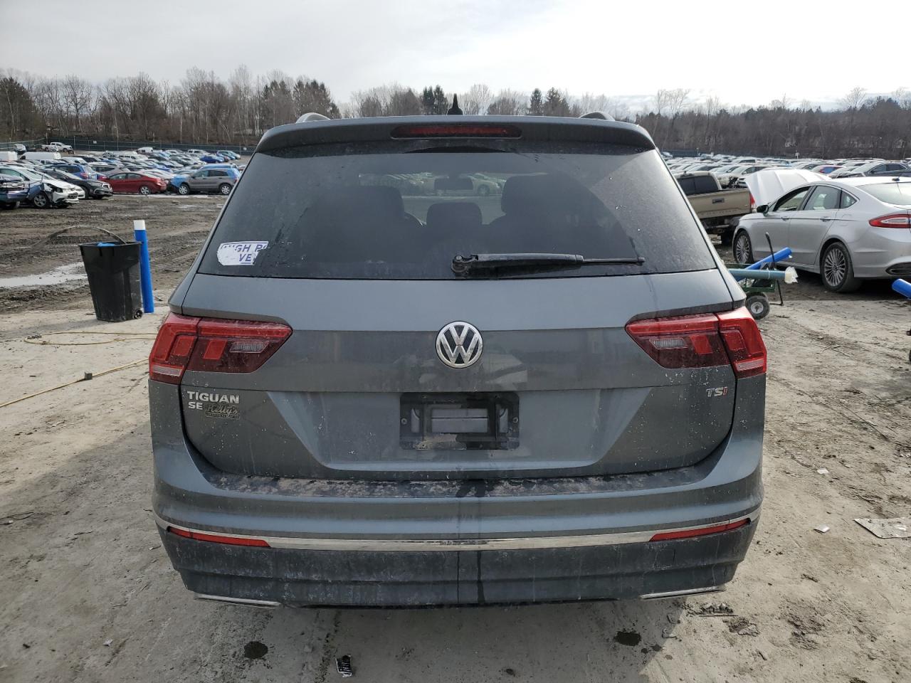 2018 Volkswagen Tiguan - Image 6