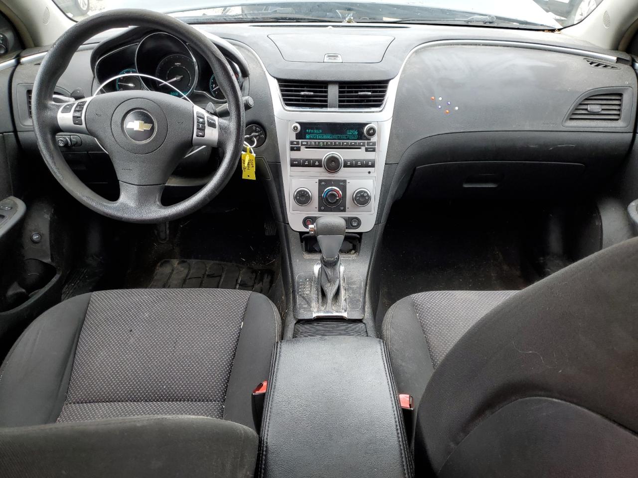 2009 Chevrolet Malibu - Image 8
