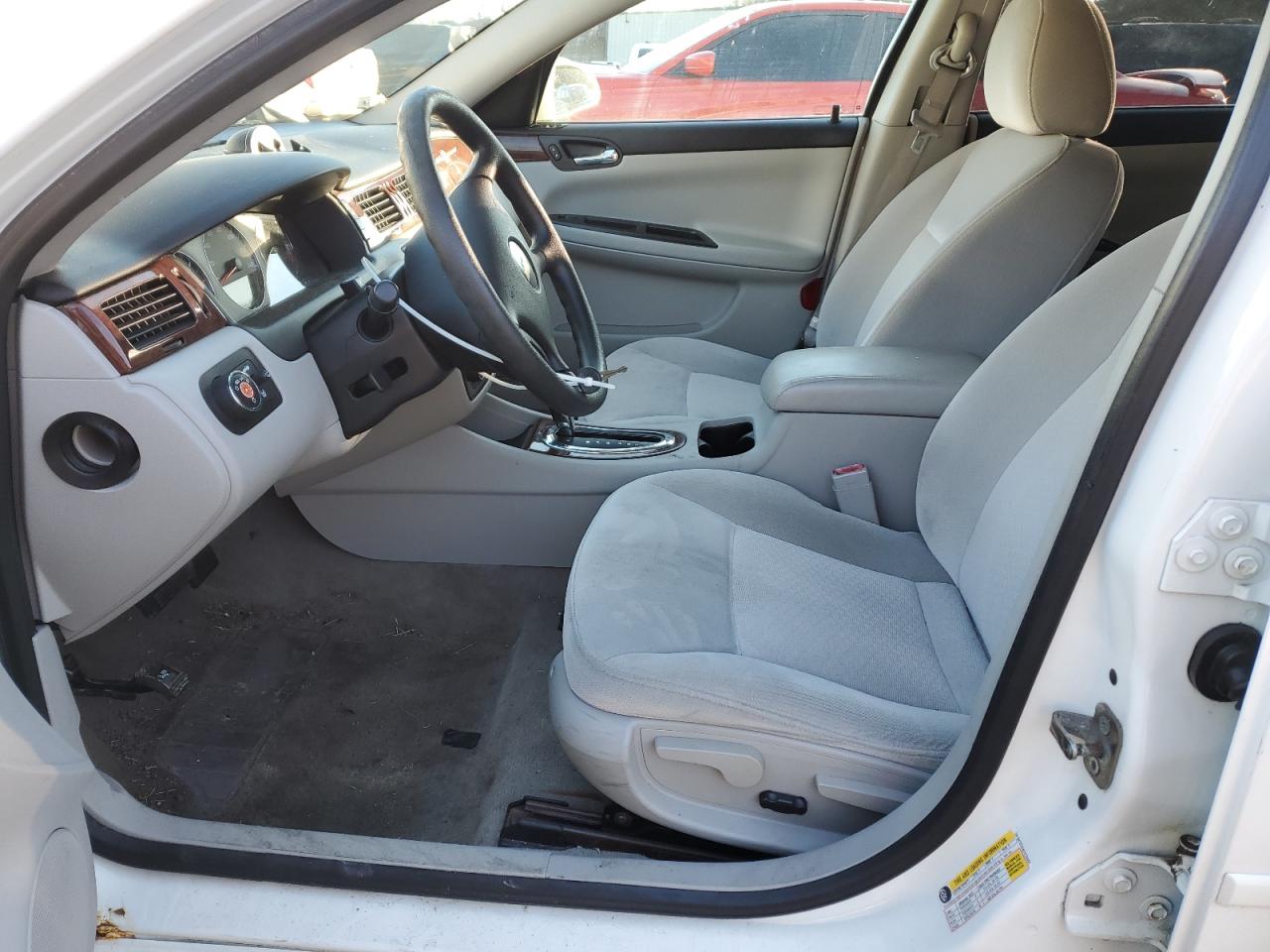 2009 Chevrolet Impala - Image 7