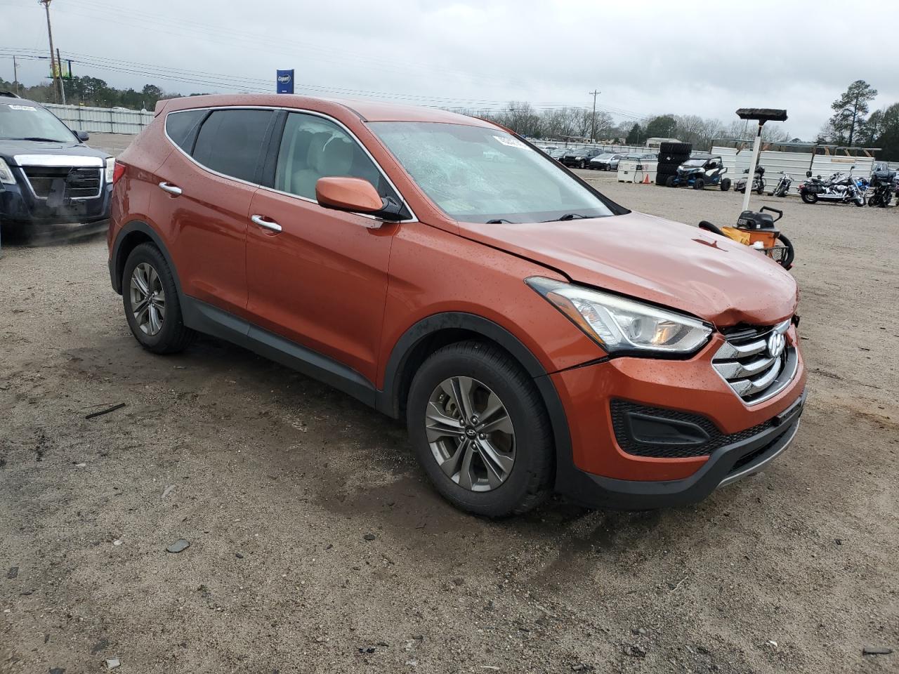 2016 Hyundai Santa Fe - Image 4