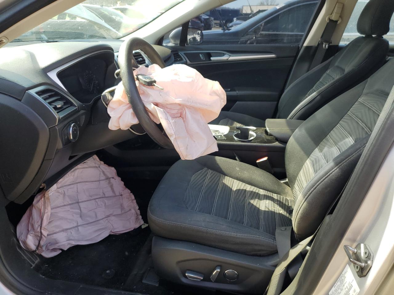 2016 Ford Fusion - Image 7