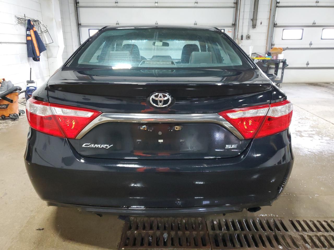 2015 Toyota Camry - Image 6