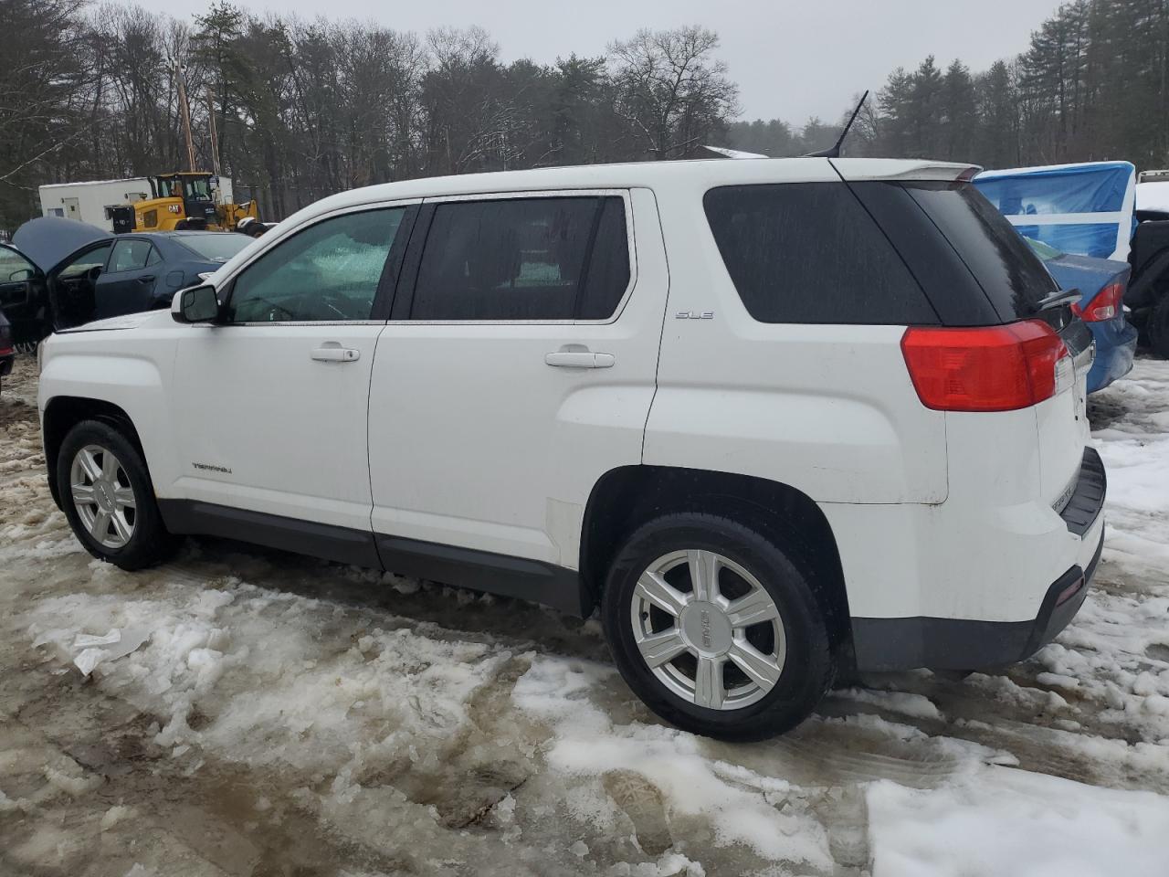 2014 GMC Terrain - Image 2