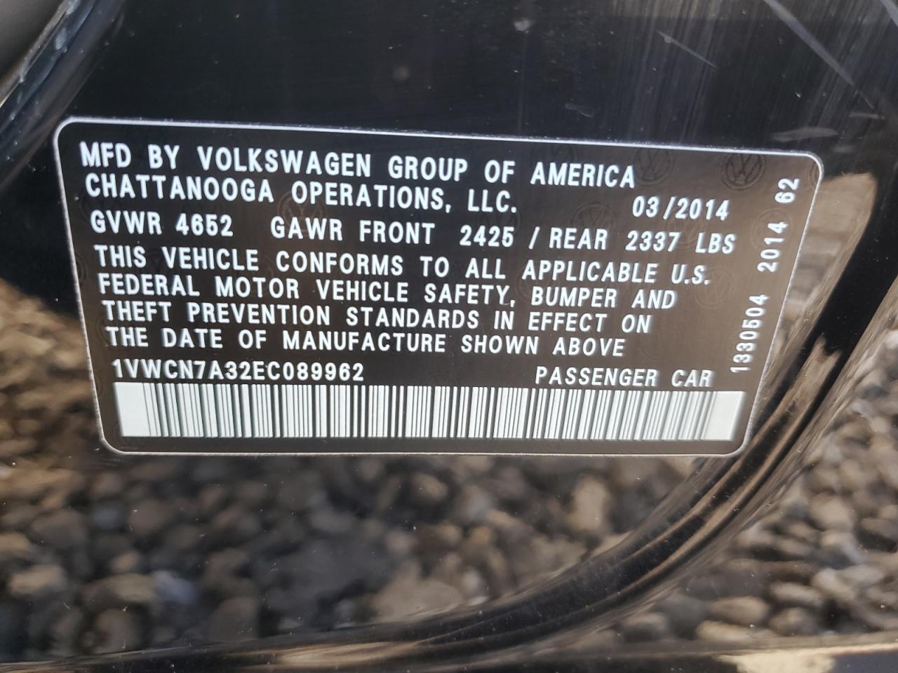 2014 Volkswagen Passat - Image 12