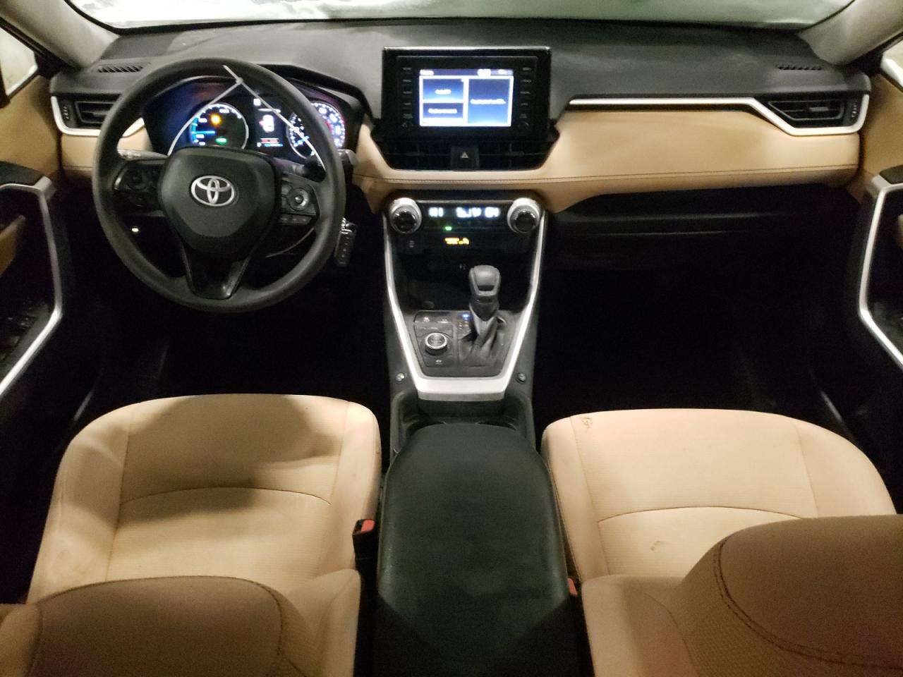 2019 Toyota RAV 4 - Image 8