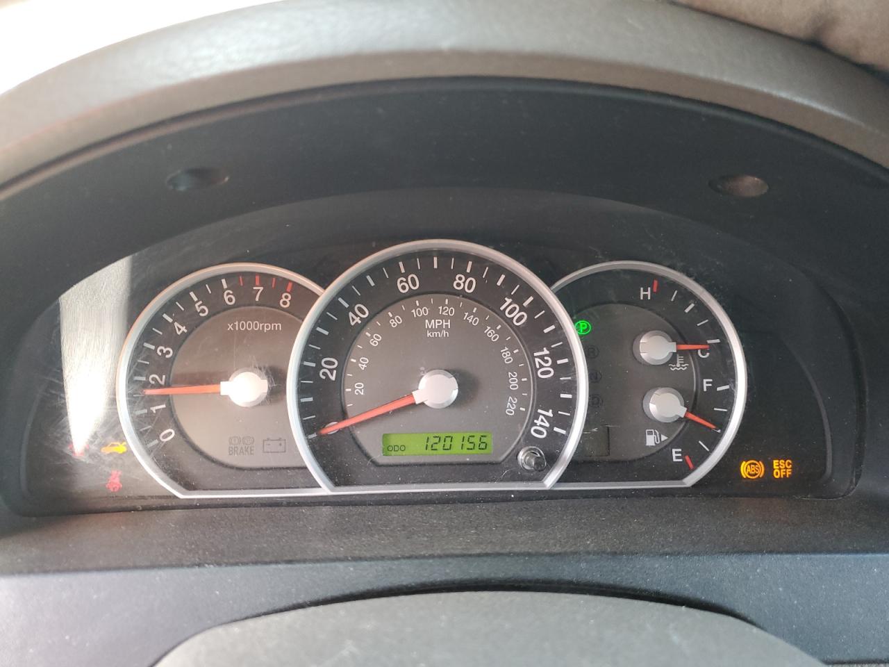 2009 Kia Sorento - Image 9
