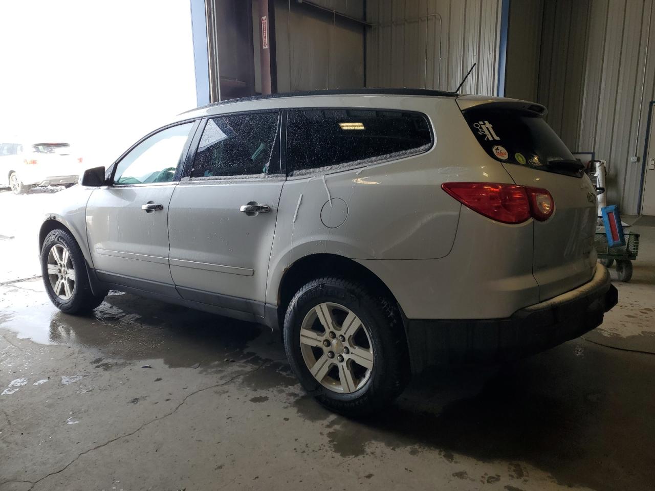 2011 Chevrolet Traverse - Image 2