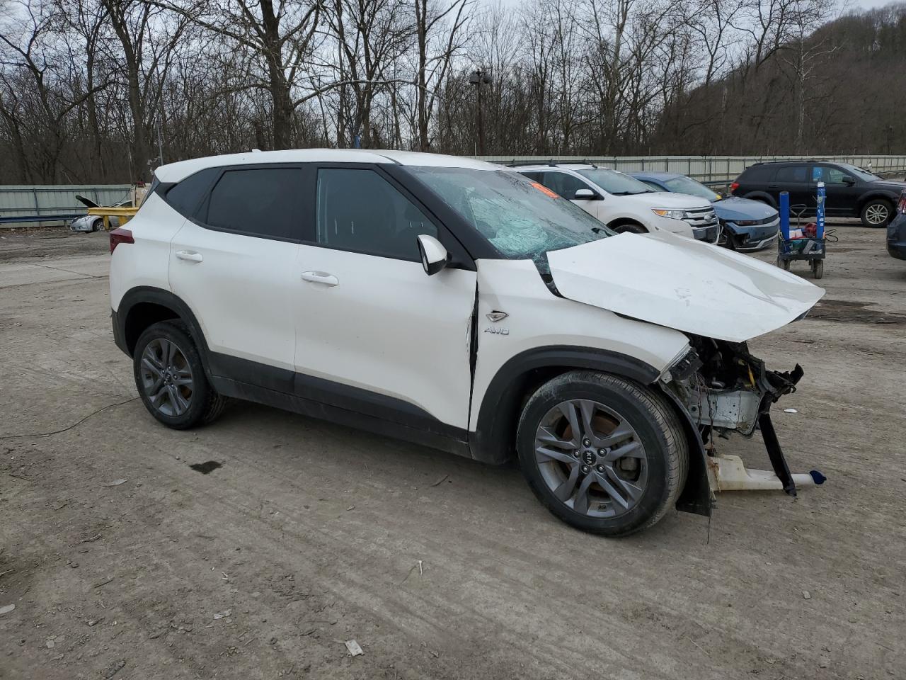 2021 Kia Seltos - Image 4