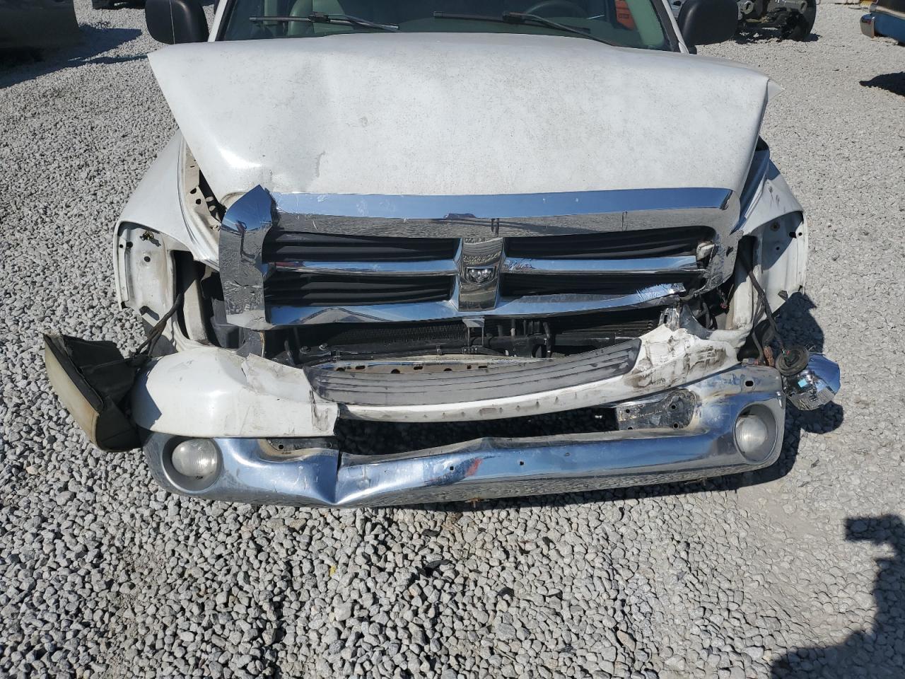 2006 Dodge RAM - Image 11