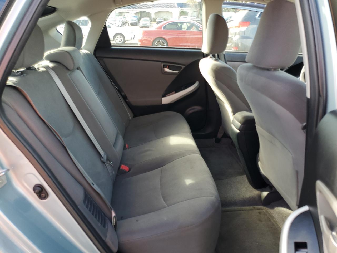 2013 Toyota Prius - Image 10