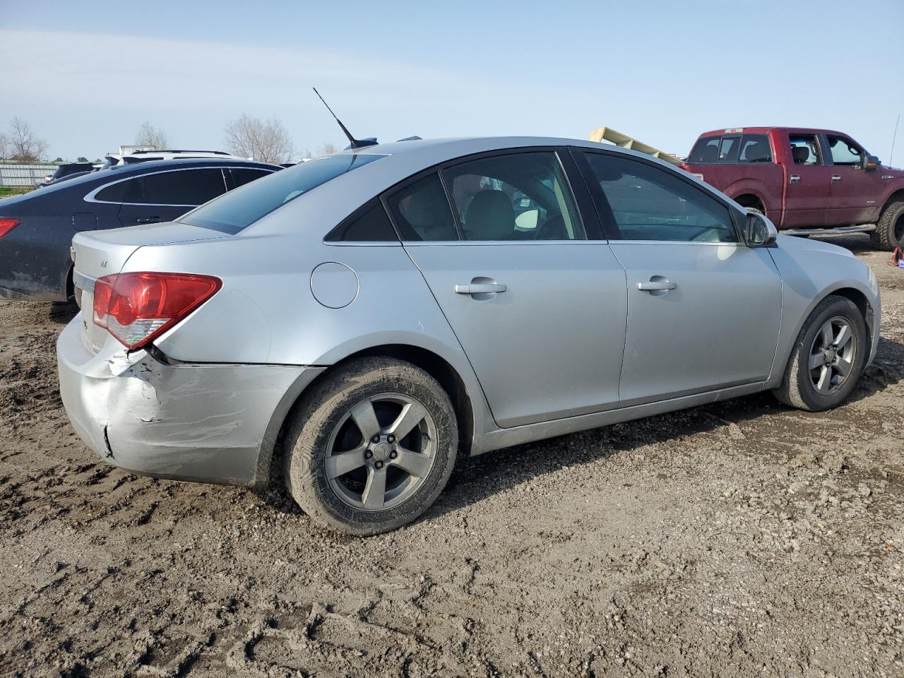 2014 Chevrolet Cruze - Image 3