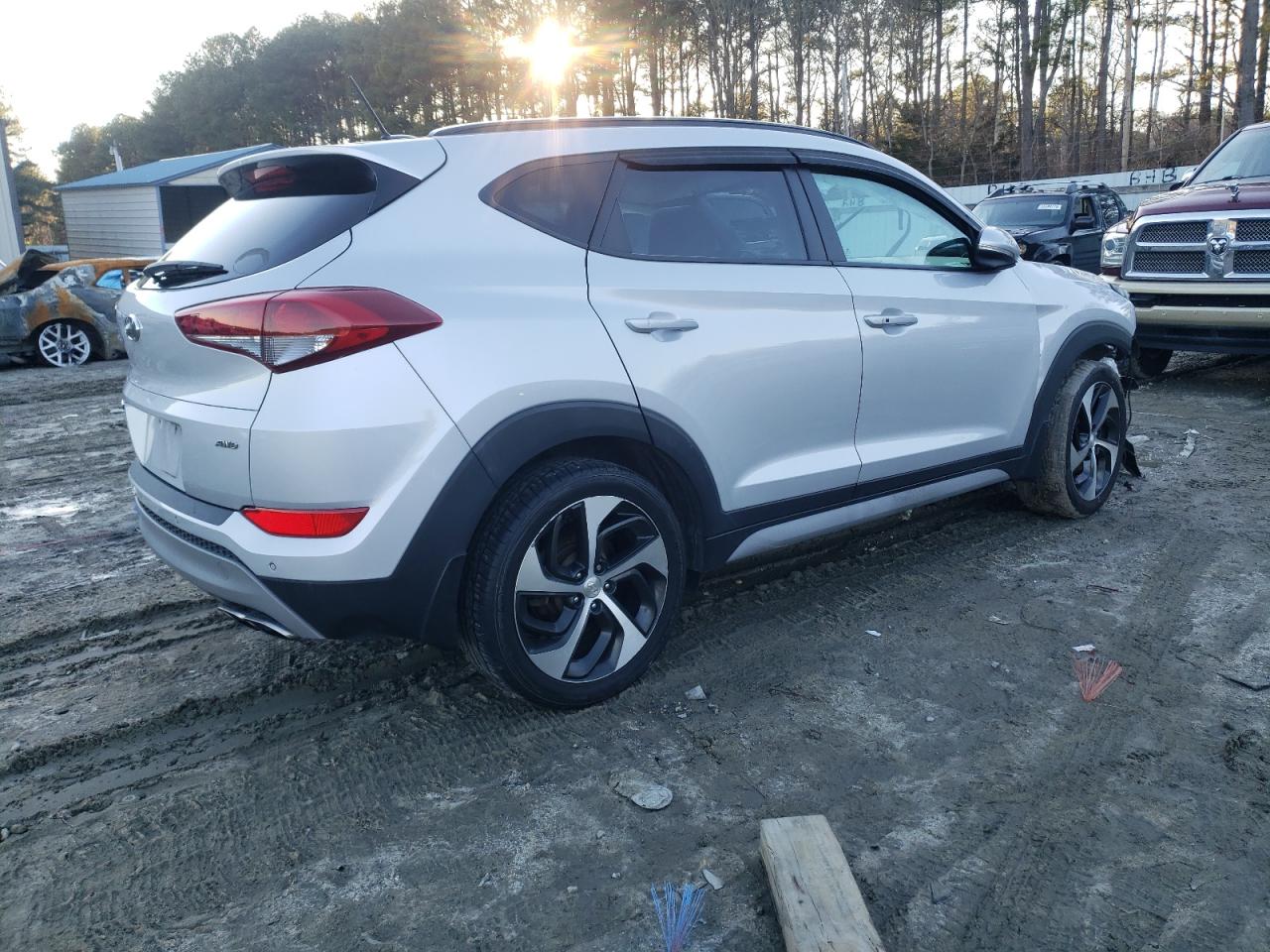2017 Hyundai Tucson - Image 3