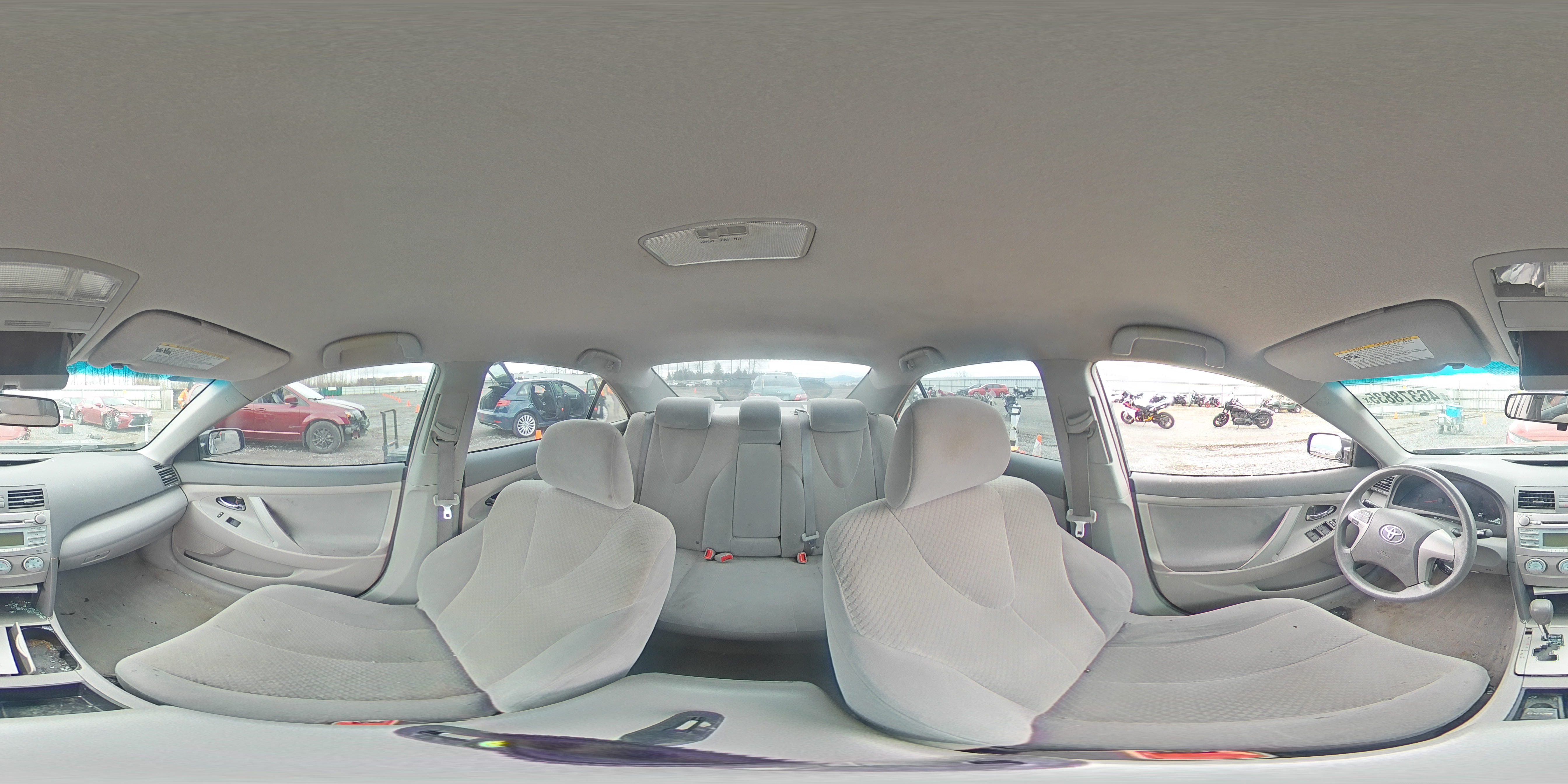 2009 Toyota Camry - Image 12