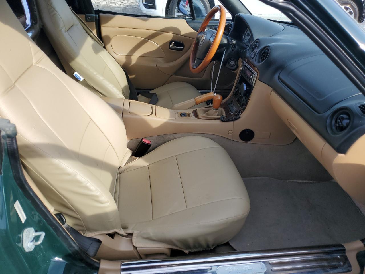 2001 Mazda MX-5 - Image 10