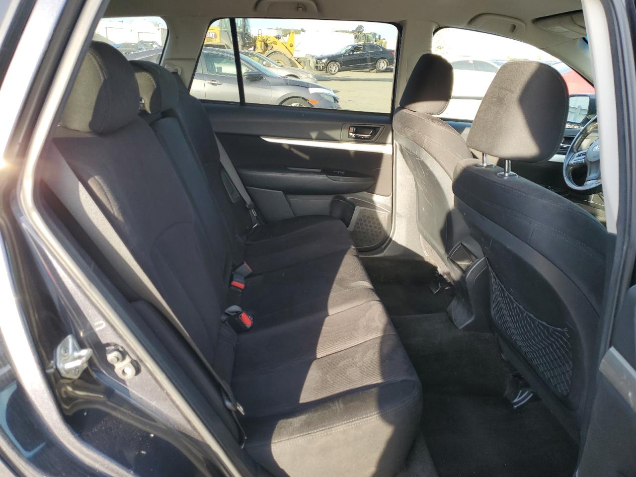 2013 Subaru Outback - Image 10