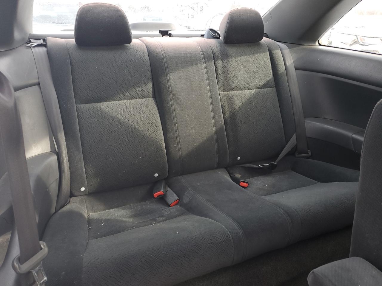 2005 Honda Civic - Image 10