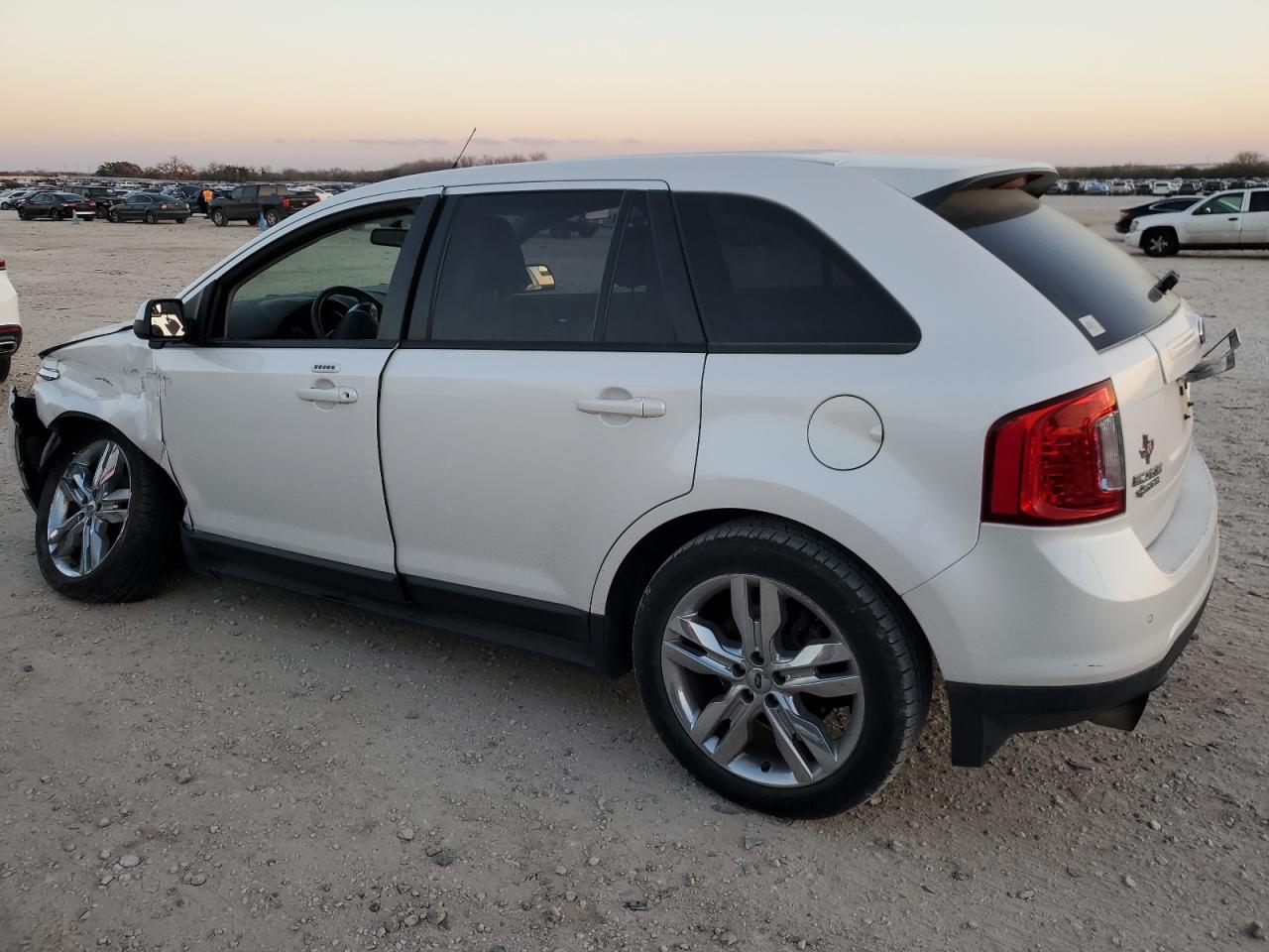 2012 Ford Edge - Image 2