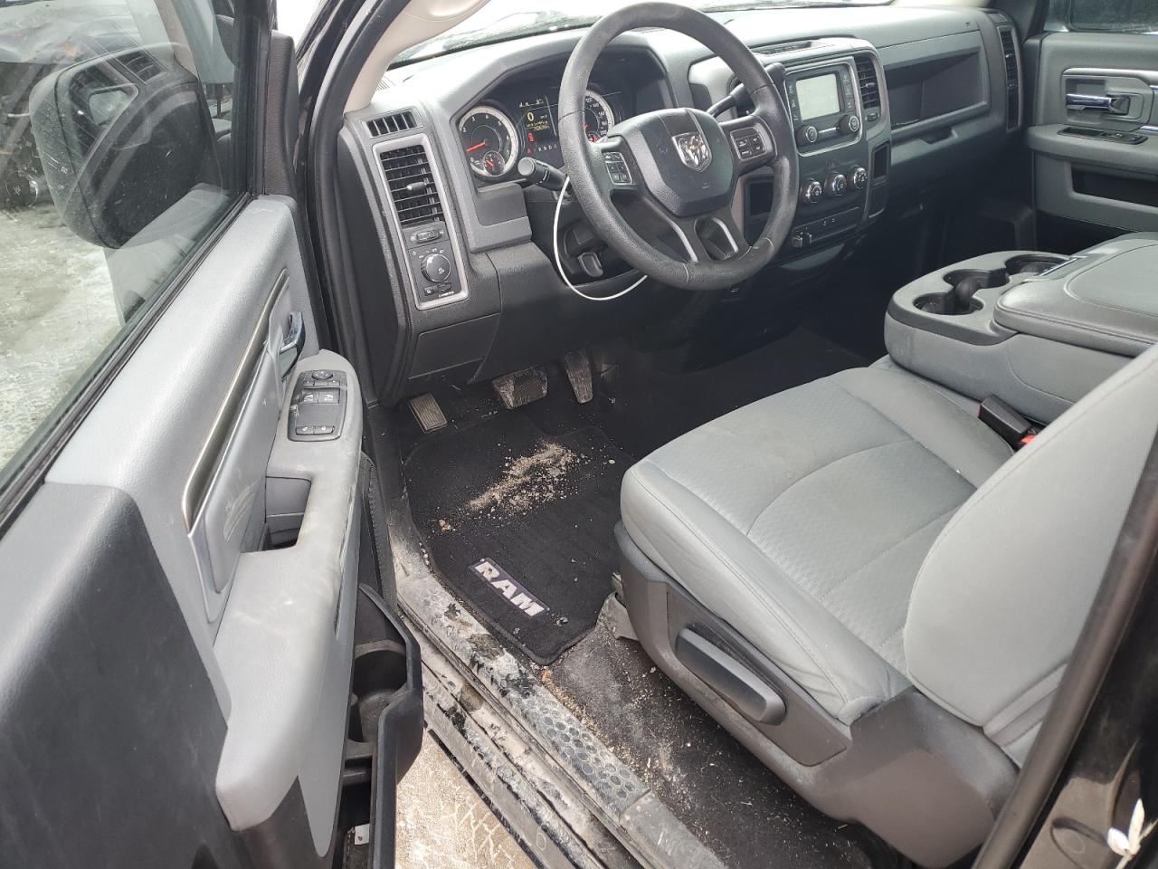 2016 RAM 1500 - Image 8