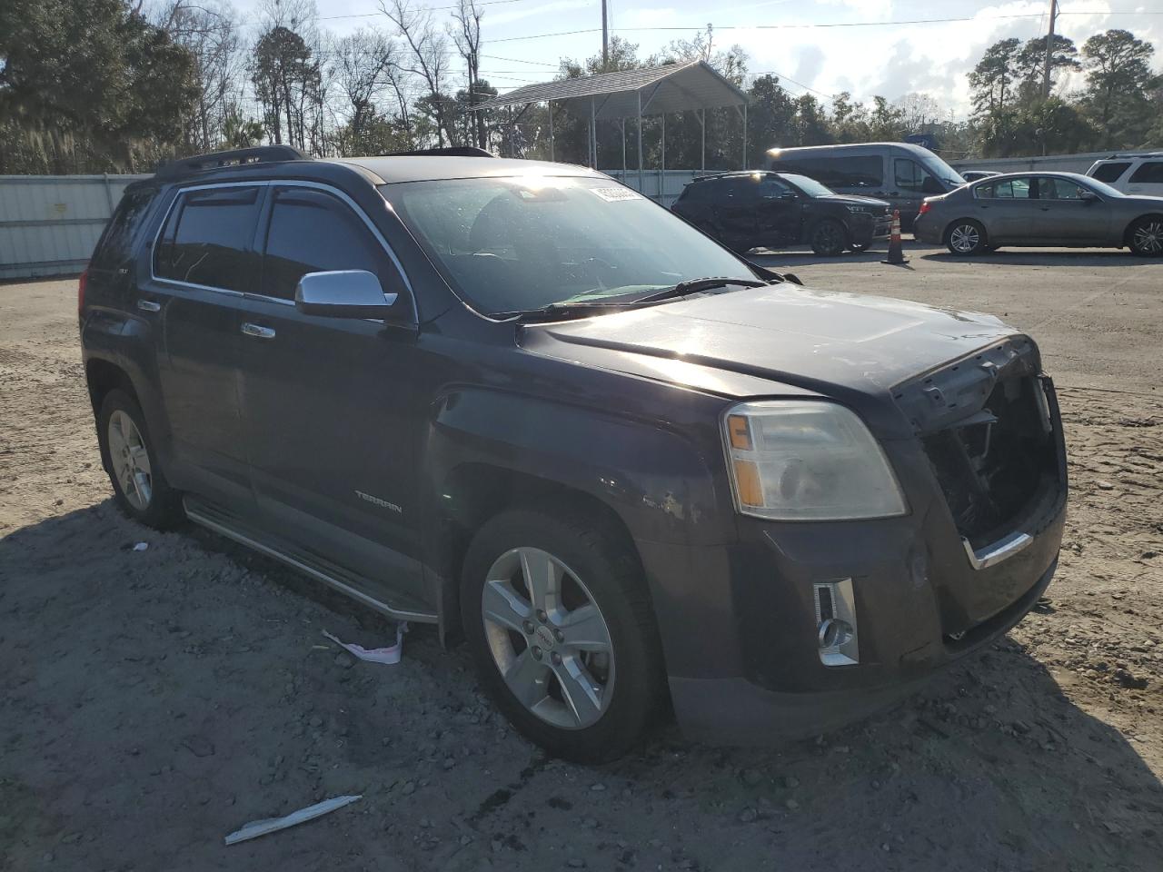 2015 GMC Terrain - Image 4