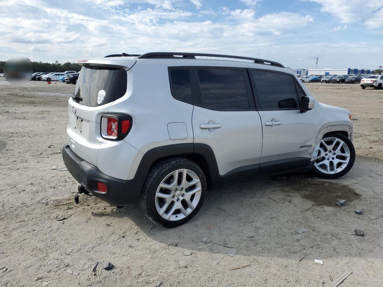 2021 Jeep Renegade - Image 3