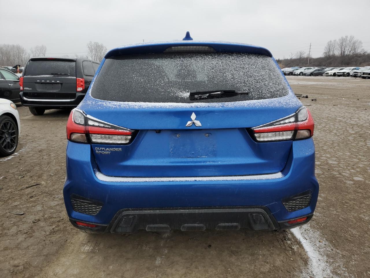 2020 Mitsubishi Outlander - Image 6