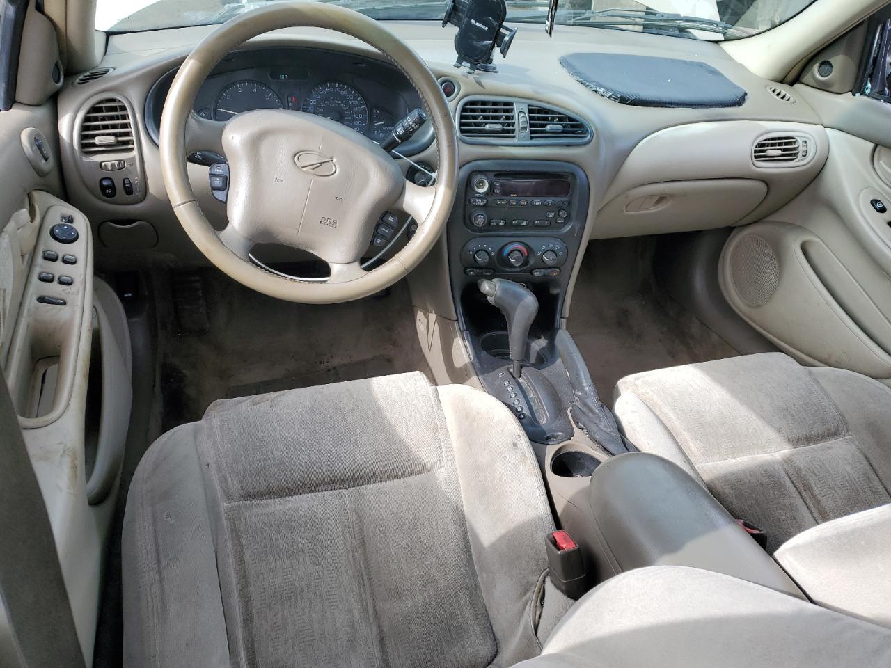 2003 Oldsmobile Alero - Image 8