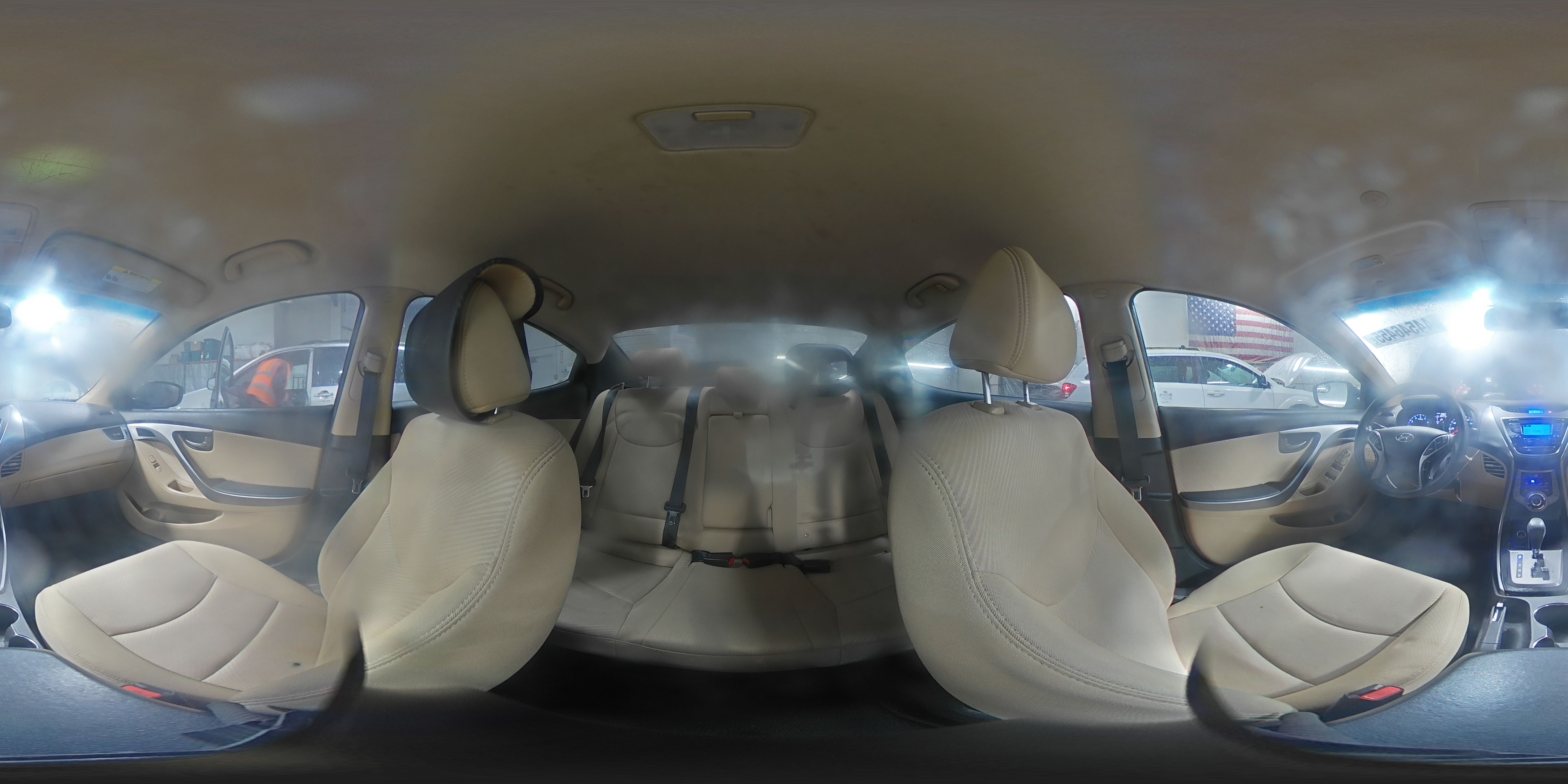 2013 Hyundai Elantra - Image 15