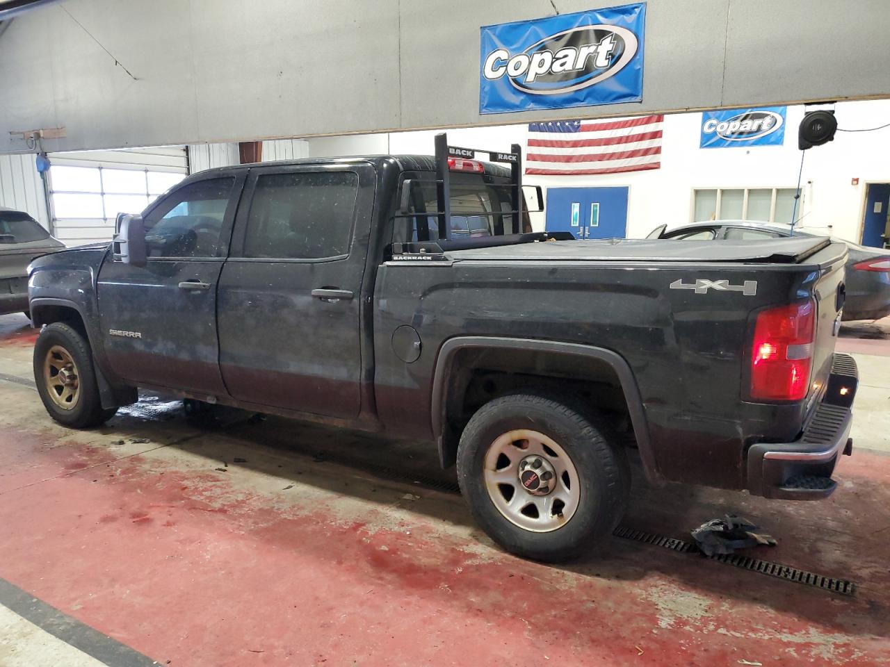 2014 GMC Sierra - Image 2